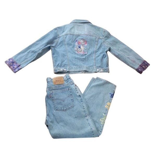Vintage Levis Trucker Jacket Large Jeans Size 12 Set Denim Embroidered Dragon - Picture 1 of 16